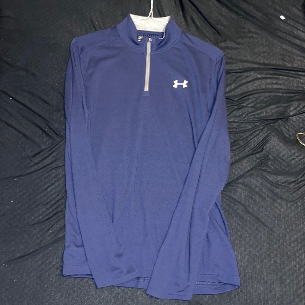 Under Armour jacket cold gear worn one time large loose fit